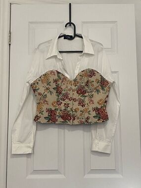 Cider - Floral Bustier Crop Top in Beige & Red